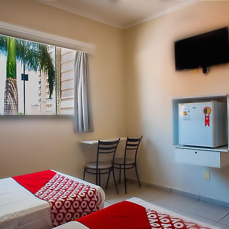 Oyo Cerrado Hotel, Campo Grande 캄푸그란지 외부 사진 A room at the hotel