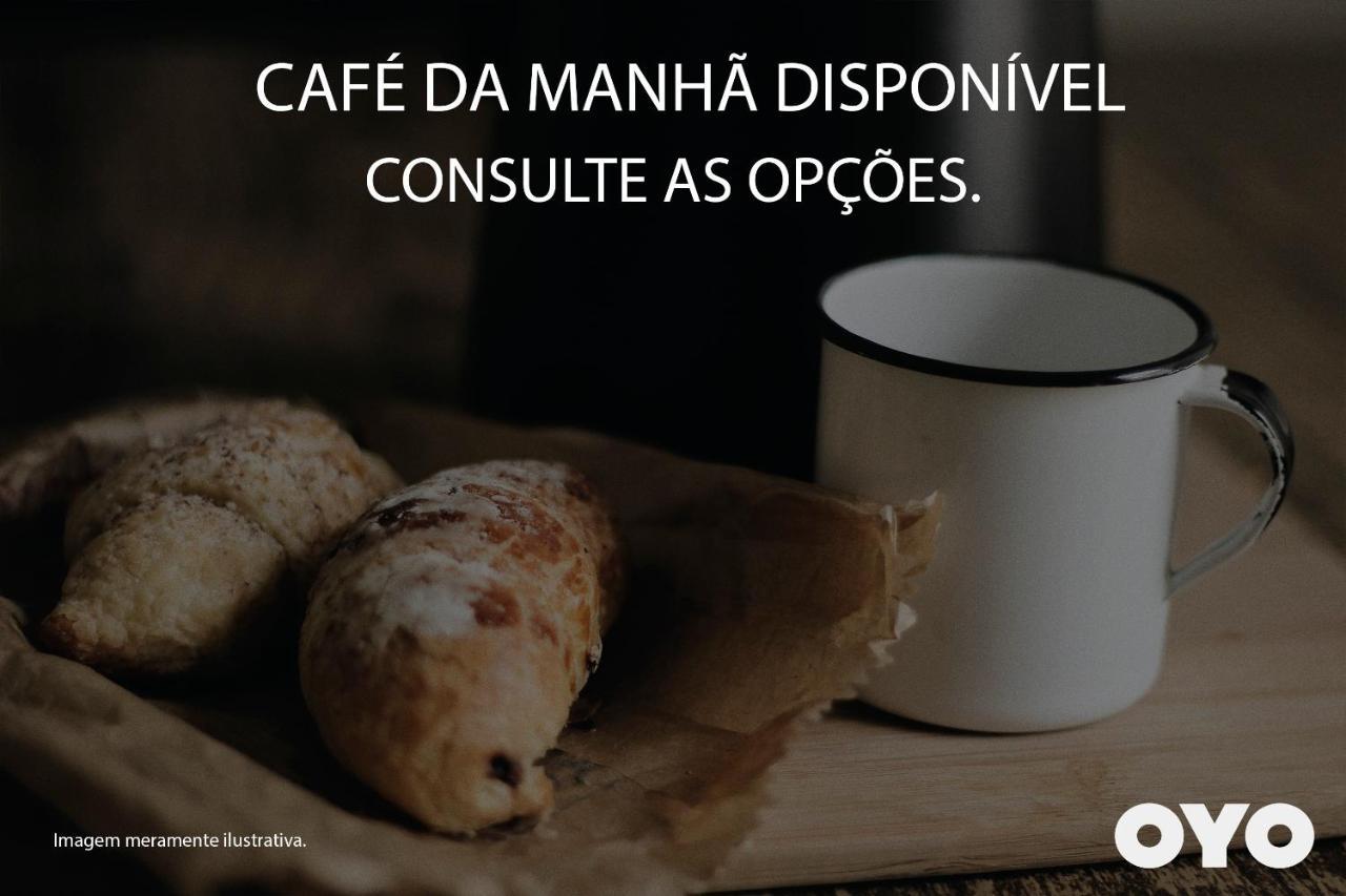 Oyo Cerrado Hotel, Campo Grande 캄푸그란지 외부 사진 A typical advertisement for the hotel chain
