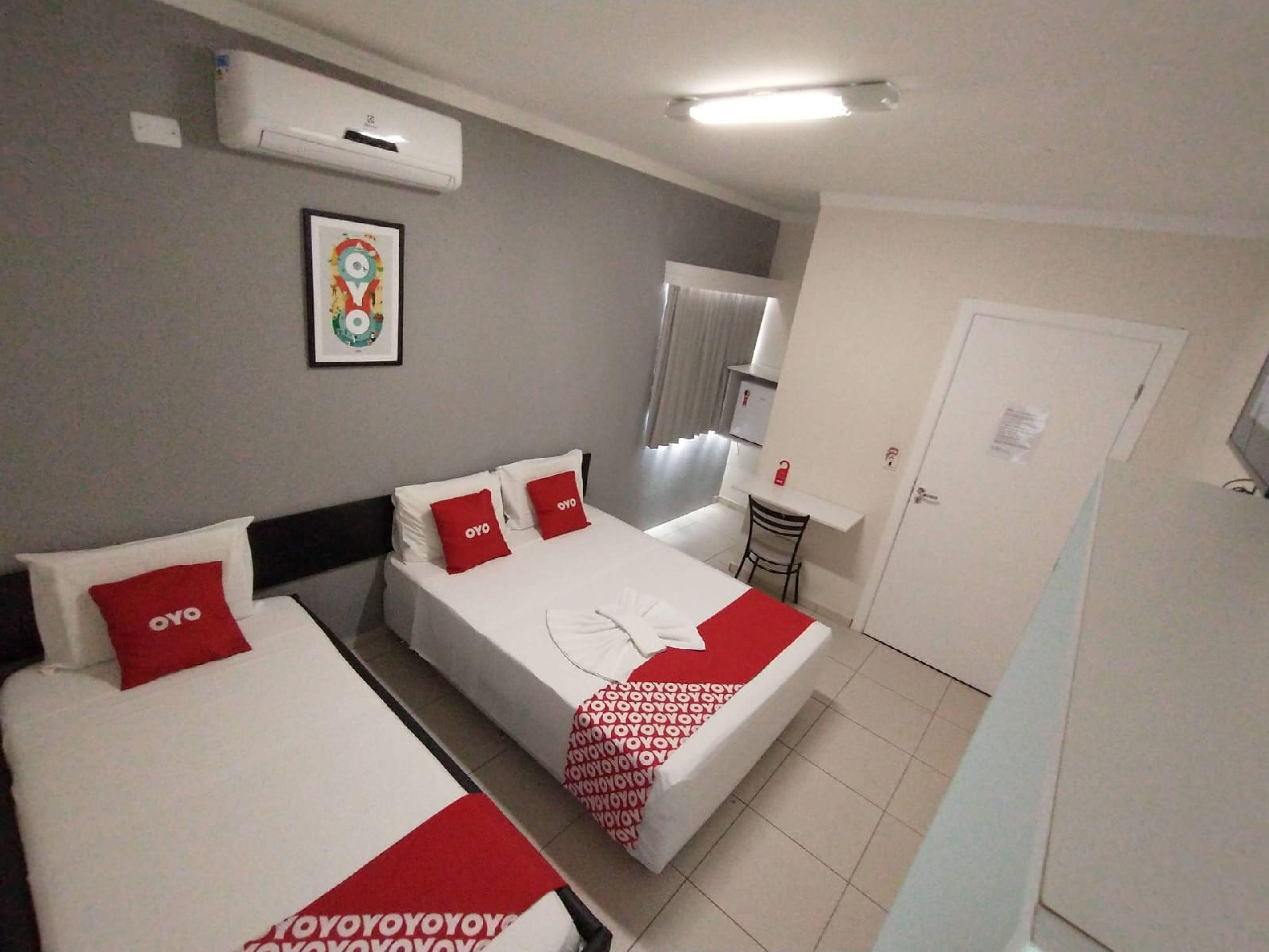 Oyo Cerrado Hotel, Campo Grande 캄푸그란지 외부 사진 A typical OYO hotel room in Mexico City