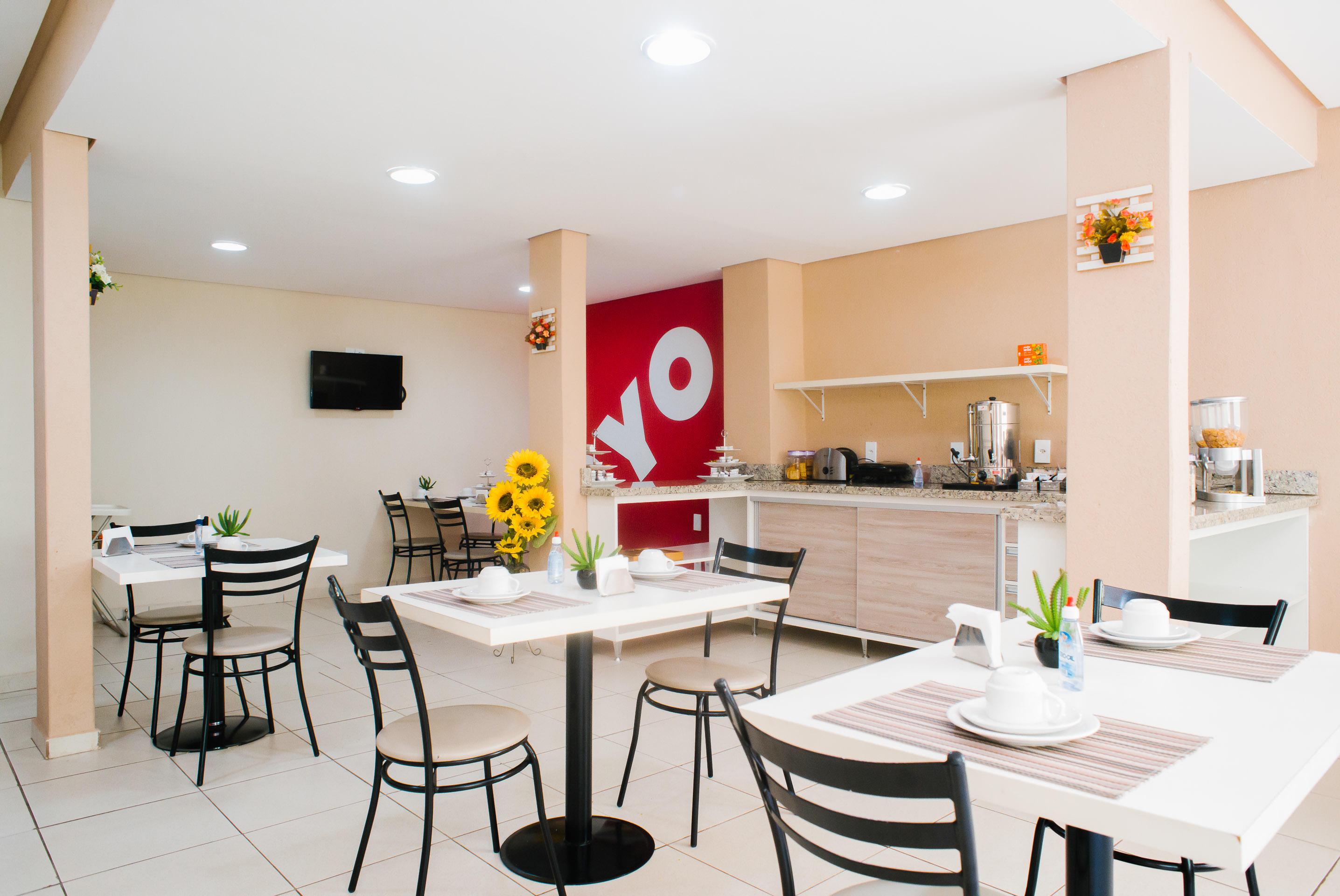 Oyo Cerrado Hotel, Campo Grande 캄푸그란지 외부 사진 Breakfast room