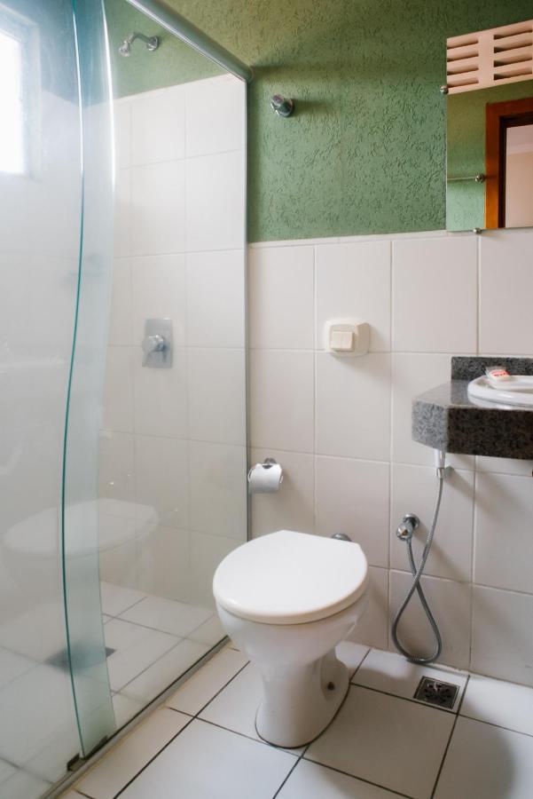 Oyo Cerrado Hotel, Campo Grande 캄푸그란지 외부 사진 Bathroom with shower cubicle
